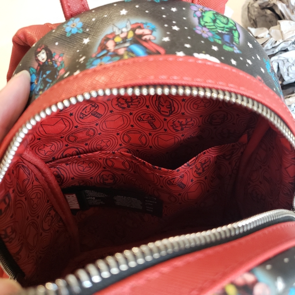 NEW LOUNGEFLY-MARVEL-AVENGERS-TATTOO MINNI BACKPACK - Picture 13 of 15